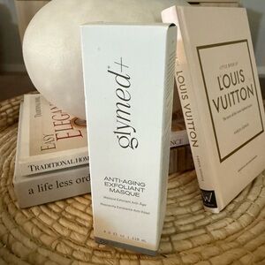 Anti-Aging Exfoliant Masque - White